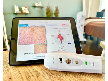 キュアフロウ 橿原店/肌診断機でより詳しくチェック☆