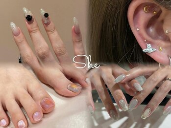 シー(She)