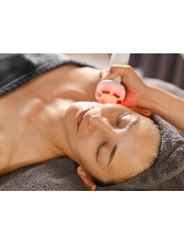 ホウレイ線・たるみ改善！予防ケア