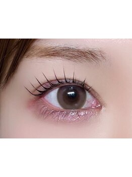 ナチュラル上品な目元にしたい