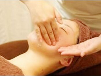 ナチュラ スペース りんからん/フェイシャル