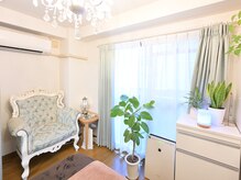 サロンドアクオン(salon de aqon)