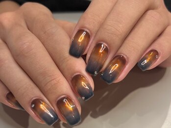 マルーチン(MALCHIN)の写真/アートが得意なオーナーによる施術♪イベントや季節に合わせたネイルデザインもご相談ください◎