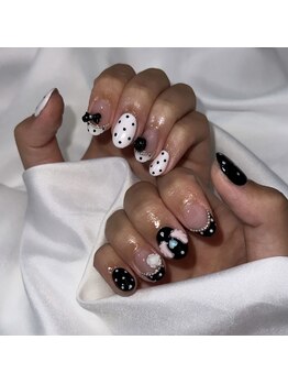 イー 大和八木駅前店(E)/dot