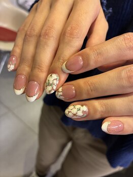 エス(es)/お花ネイル