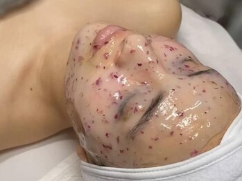 エンズ 香久山店(0's)の写真/フェイスワックス+ハイドロジェリーマスクで毛穴の汚れを除去し、つるすべ透明肌へ導く最強コンビ！