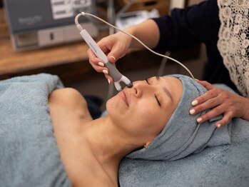 オンリ(ONRI)の写真/お肌の悩みが年中尽きない…！という方必見☆経験豊富なオーナーがお悩みに合わせて丁寧に施術します◎