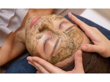 大人気ハーブピーリング