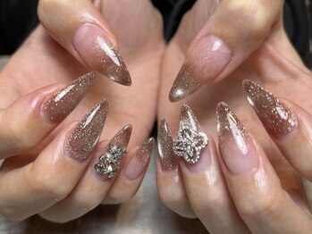トゥ(to.)の写真/【豊中駅徒歩4分★】どのサロンよりも強度・モチに自信あり☆お客様の爪の状態に合わせてチップも変更可能