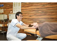 須磨板宿整体院/施術風景