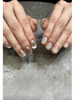 エム(em)/アシンメトリーネイル