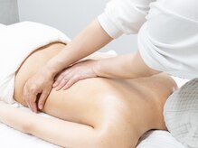 チル(chill)の雰囲気(腸骨~肩甲骨までじっくりほぐし.首肩こり/背中のハリもスッキリ)