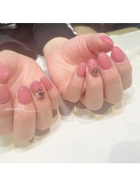 ぷるぷるピンク　ビジュー