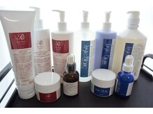 リウム(Lium)/高品質なサロン専売化粧品を使用