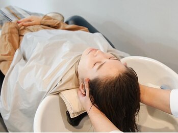 テテトテ(tetetote)/頭全部マッサージするよ