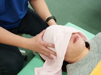 ひまわり整骨院/ヘッドスパ/肩こり/マッサージ