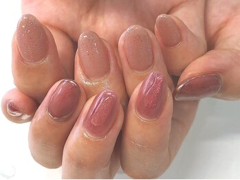 ワイズ(Ys)/《Nail Atelier Ys》