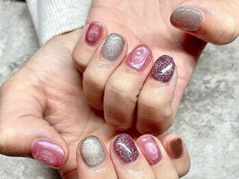 プピル(PUPIL)/きらきらネイル