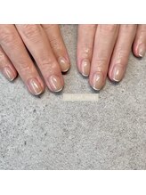 ゼロハチイチ(081)/フレンチネイル