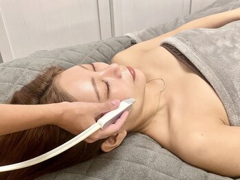 カナロア(Kanaloa)/毛穴洗浄×LEDドーム