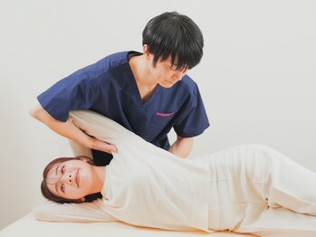 美容整体院アイユー神戸三宮店【ダイエット/姿勢&小顔矯正/肩こり腰痛】の写真/〈美容整体で華奢見え〉プレ花嫁必見!小顔矯正&ブライダル美姿勢矯正♪