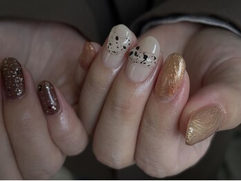 トゥー(too.)の写真/一癖ネイル,ニュアンス等トレンドに縛られない個性派designもお任せ下さい♪[持込OK/オーダーメイド¥9,000]