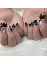 リッシュ ドゥ(RICHE deux)/大人ガーリーレースネイル