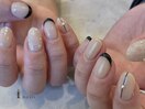 モノトーンフレンチレースネイル