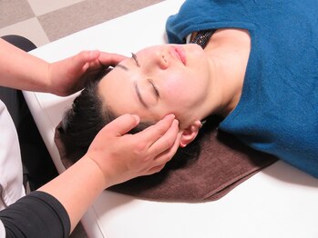 カイロプラクティック ナチュロパシー/首・頭のコリに♪