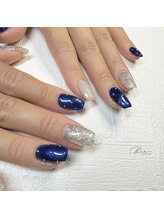 ドットビー(.Bee)/キラキラなドットネイル