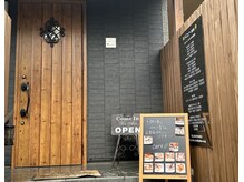 コア(core)の雰囲気（日常から離れた緑の中の癒し空間。バリ風インテリアで落ち着きを）