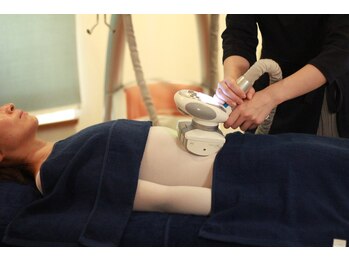 ホワイト キュメリー(WHITE CUMERY)/エンダモロジー