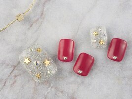 キラキラスターネイル