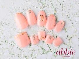 押し花ネイル　￥11880/￥11352