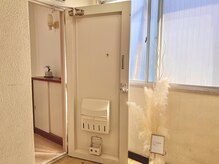 エフプラネット(F Planet)/サロン入口　305号室