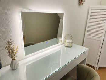 アンドグレース ブロウ 稲沢店/お化粧台