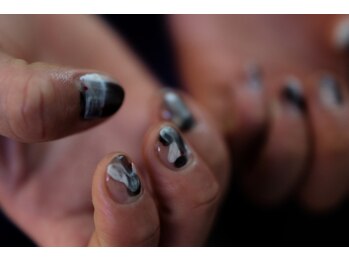 クロ(KURO)/ショートネイル