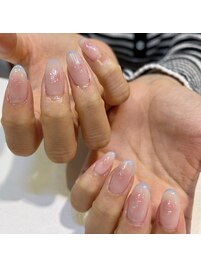 ブルーラインチークネイル