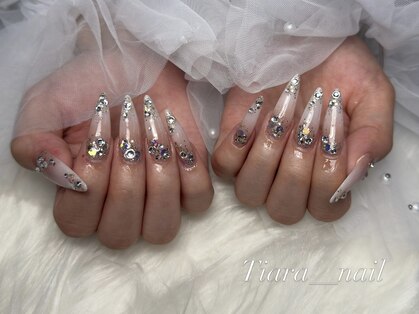 ティアラ(Tiara)の写真