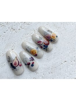 ショートネイルデザインが豊富