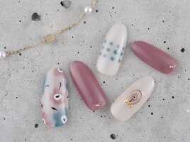 くすみフラワーネイル