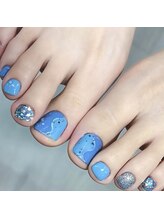 フィカスディボタニカ(FICUS di botanica)/海みたいなフットネイル