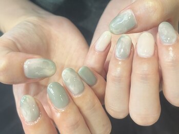 アンドローブ 銀座店(&robe)/カフェとワンカラー