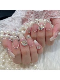 囲みフレンチネイル