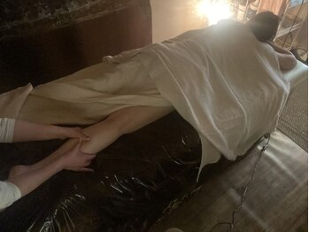 ディアリー(Dearly)/ハイパー+リンパマッサージ