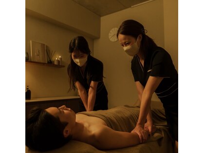 フォーハンドスパ(Four Hand SPA)の写真