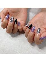 ブラン(blanc)/キラキラアニマルネイル