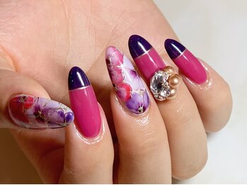 サロン ド ワカ(Salon de WAKA)/