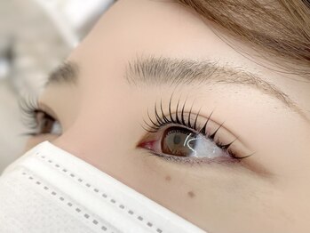 ナリ(Nari)の写真/【自まつ毛を美しくしたい方におすすめ◎】当店はまつ毛パーマだけでなく、ケアも同時に行えます！