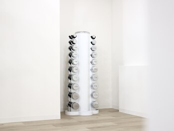 アンプシーフィット(UMPSY FIT)/比治山店：ダンベルツリー